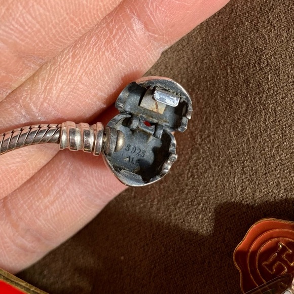 Pandora Snake Chain Heart Clasp Bracelet w/ NEW 9 Harry Potter Themed Charms EUC - Picture 11 of 11